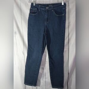 Judy Blue High-Rise Dark Wash Classic Casual Minimalist Mom Jeans